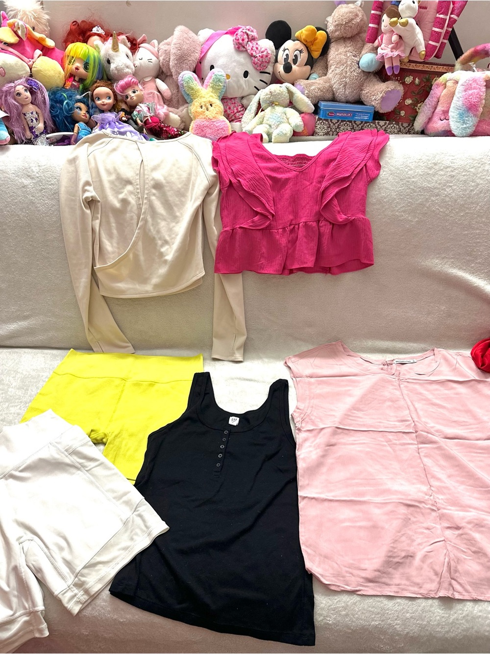 Women Clothes-MOVING SALE- Size L/XL-ZARA, Victoria’s Secret, Gap, and more.